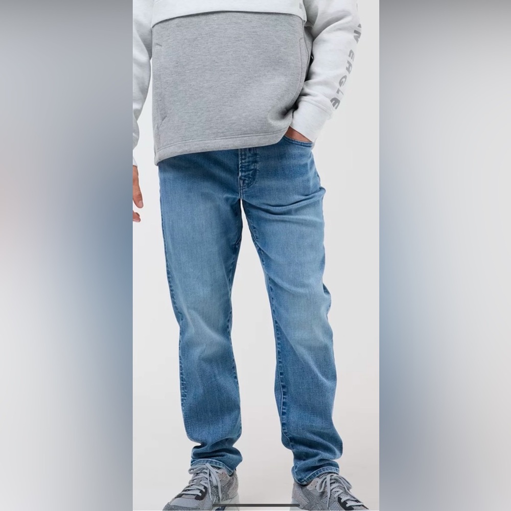 American Eagle Airflex+ Temp Tech Athletic Fit Jeans size 34x30